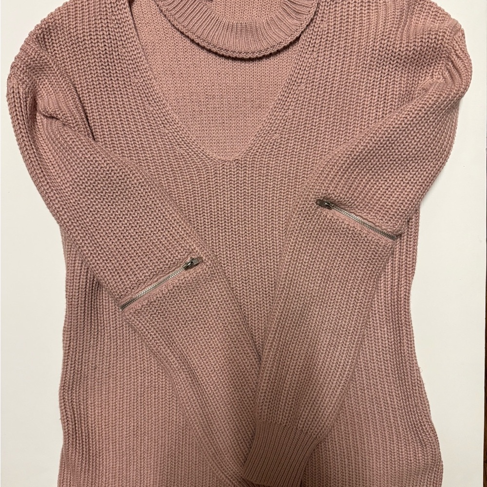 Guess Dusty Pink V-Neck Sweater